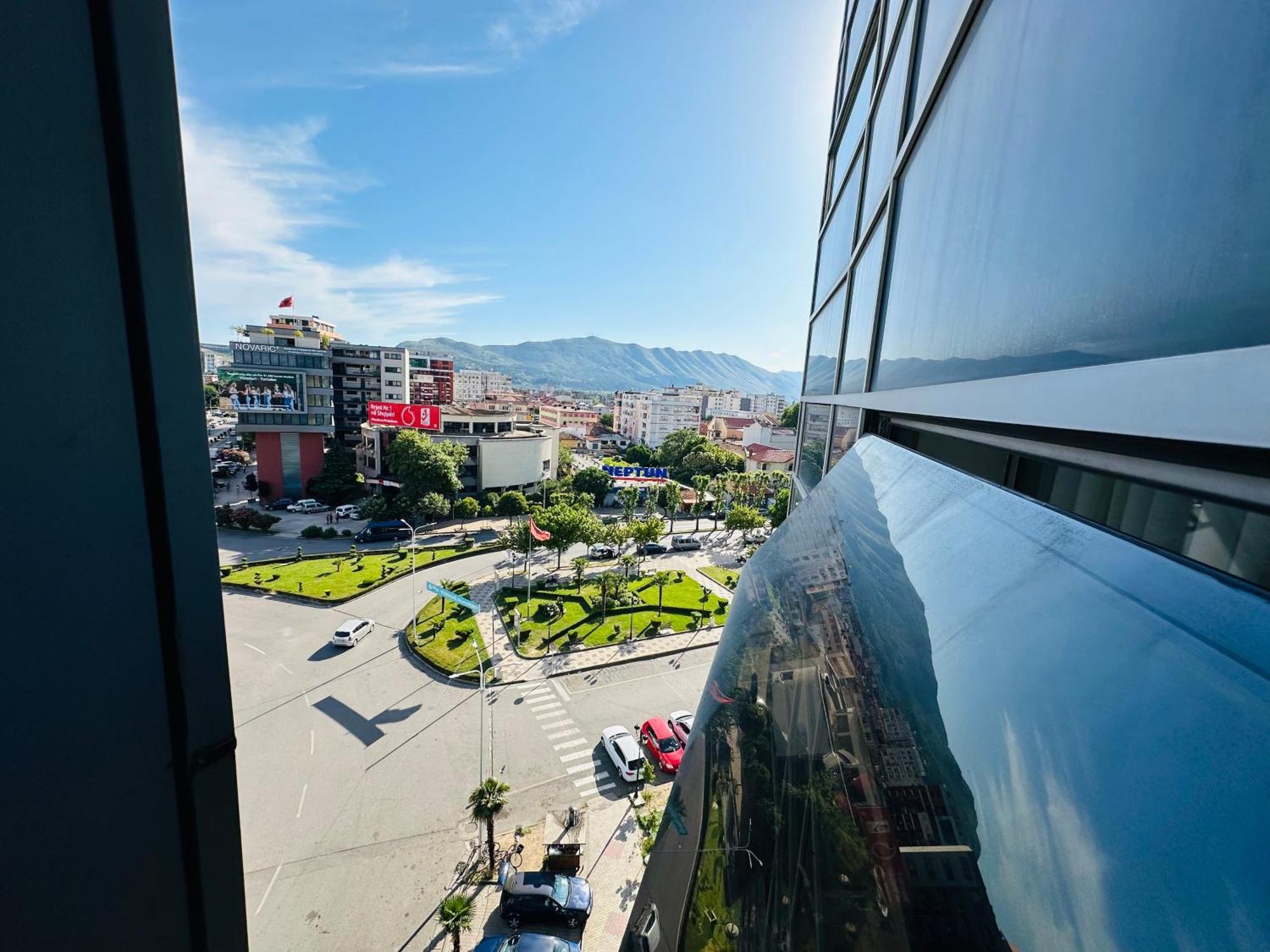Stay-Five Rooms & Apartments Shkodër Dış mekan fotoğraf