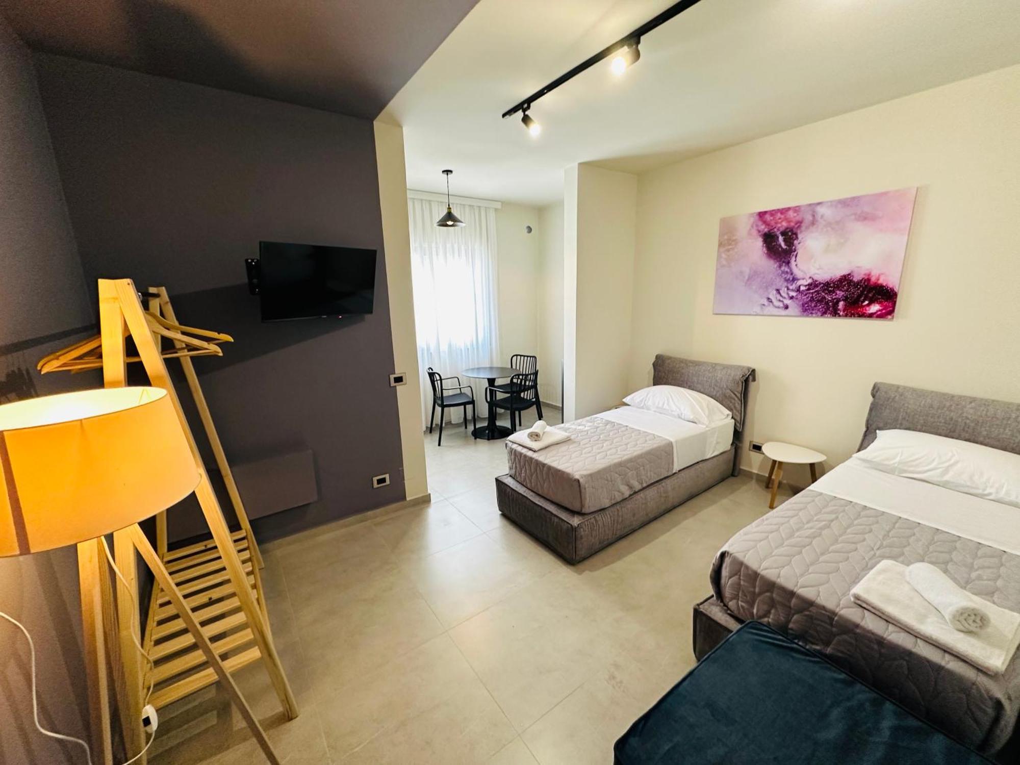 Stay-Five Rooms & Apartments Shkodër Dış mekan fotoğraf