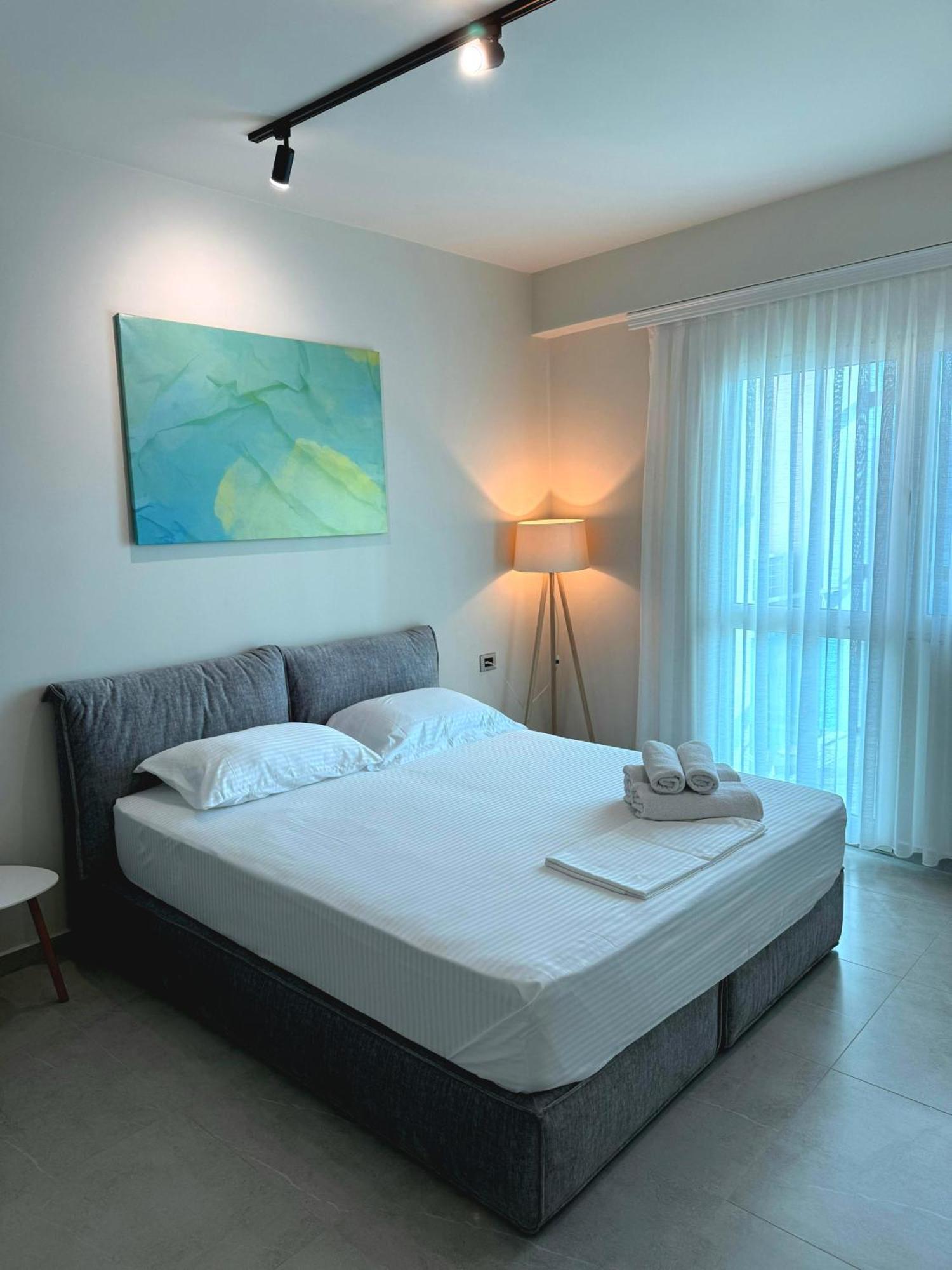 Stay-Five Rooms & Apartments Shkodër Dış mekan fotoğraf