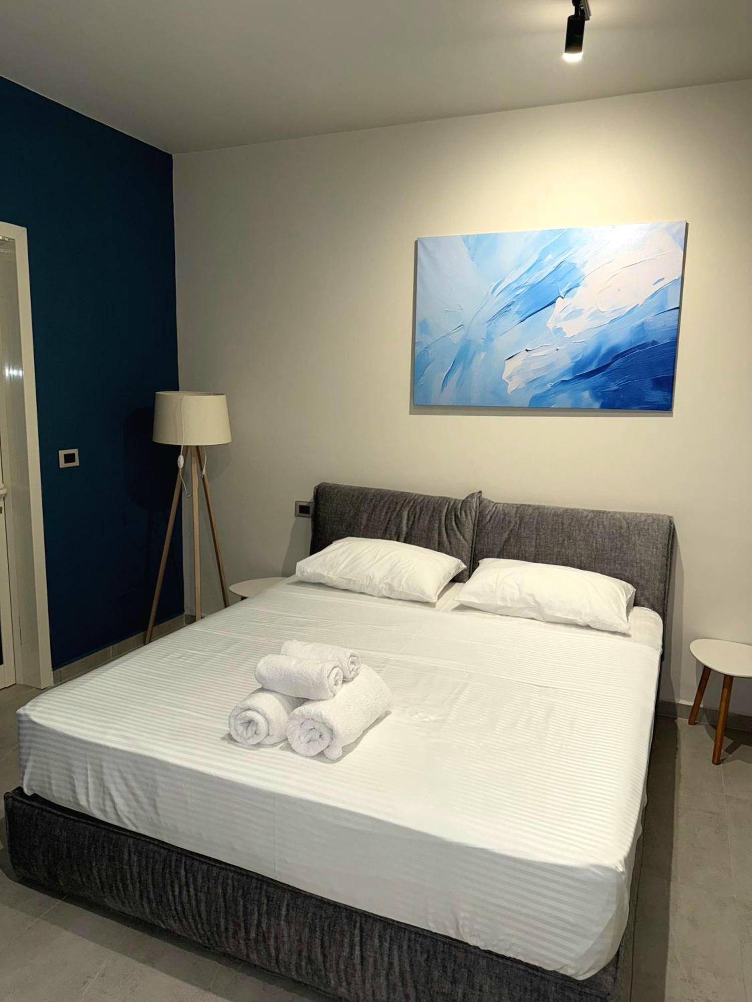 Stay-Five Rooms & Apartments Shkodër Dış mekan fotoğraf