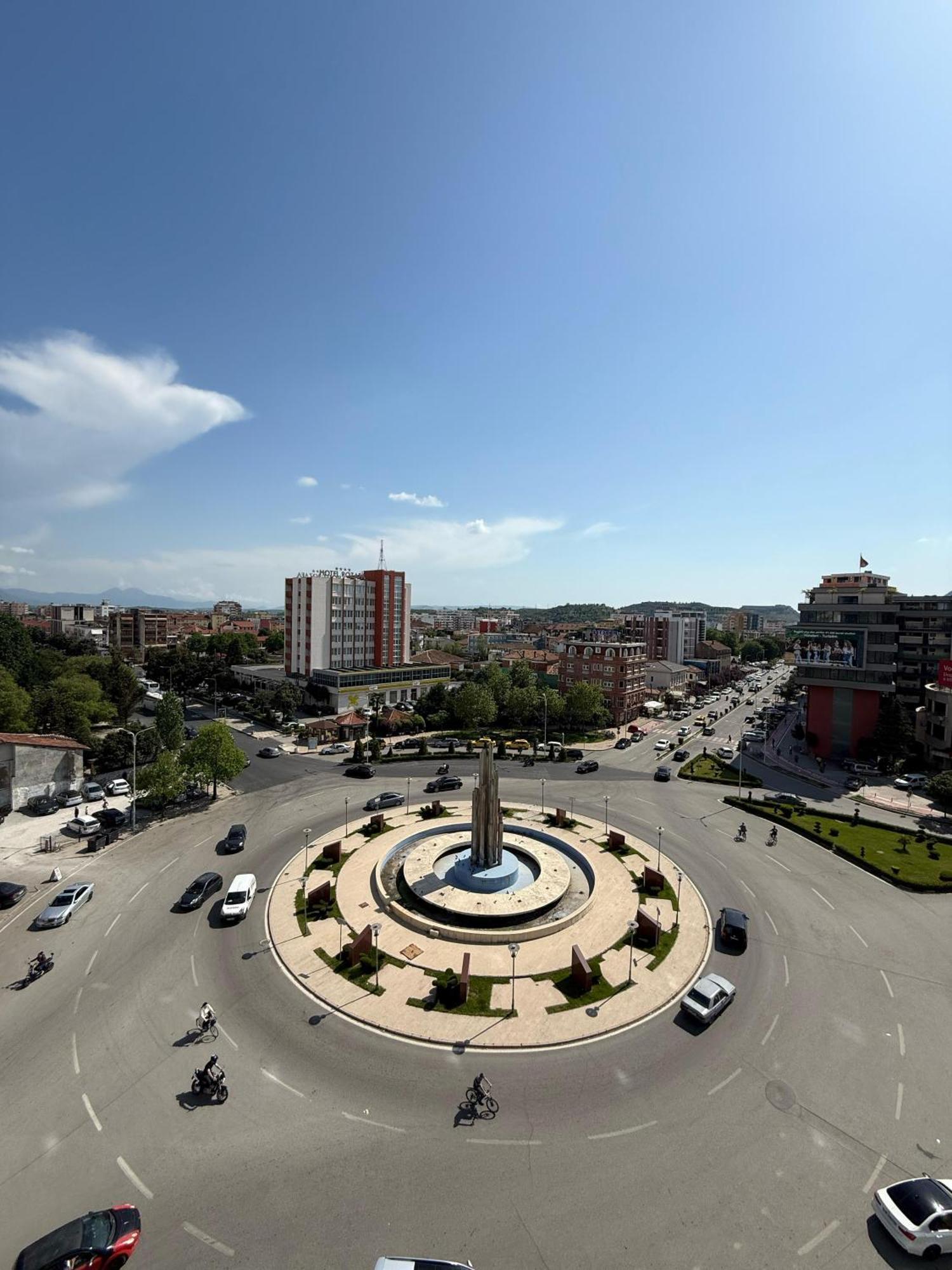 Stay-Five Rooms & Apartments Shkodër Dış mekan fotoğraf