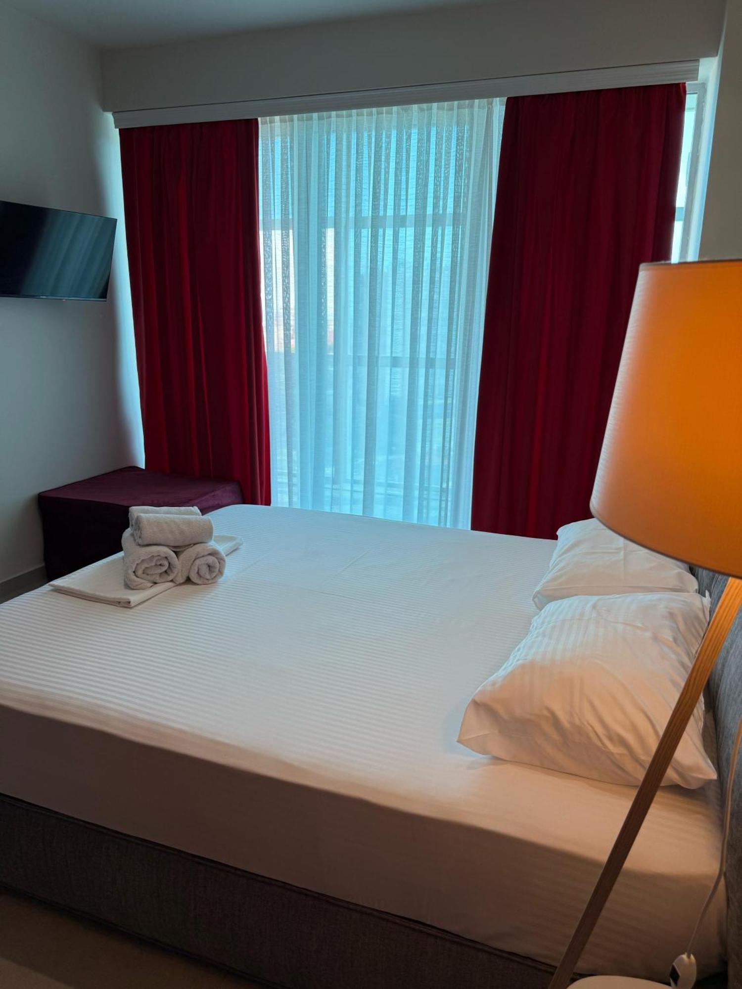 Stay-Five Rooms & Apartments Shkodër Dış mekan fotoğraf