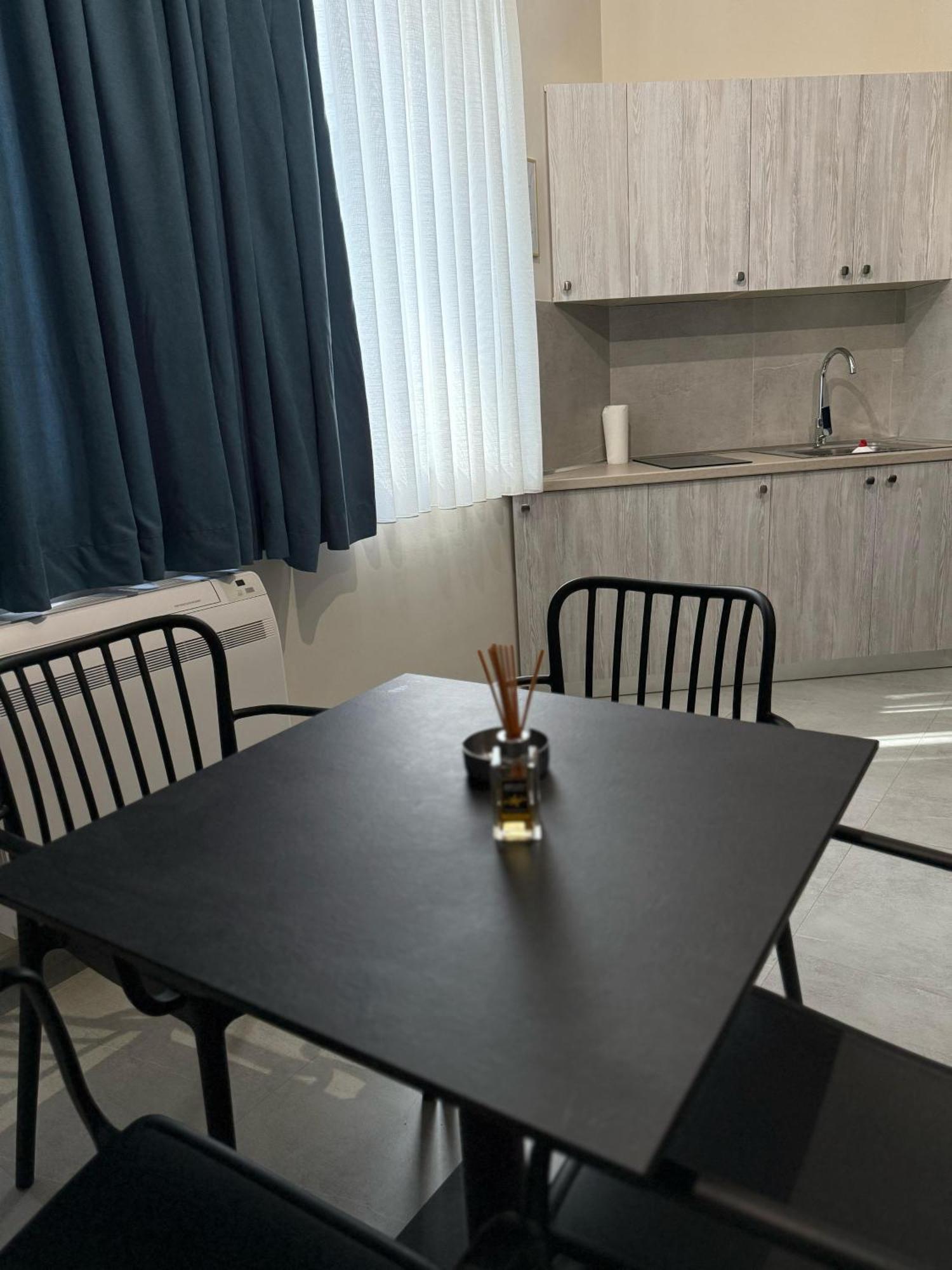 Stay-Five Rooms & Apartments Shkodër Dış mekan fotoğraf